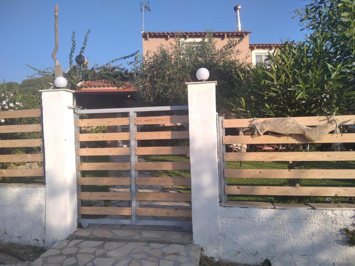 Spiti Lou Apartment Notos Bagian luar foto